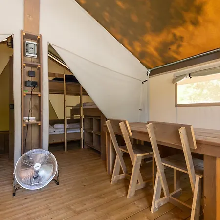 Οργανωμένο κάμπινγκ Istra Sunny Tent In Lanterna Premium 4* *