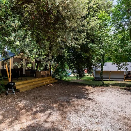 Οργανωμένο κάμπινγκ Istra Sunny Tent In Lanterna Premium 4* *